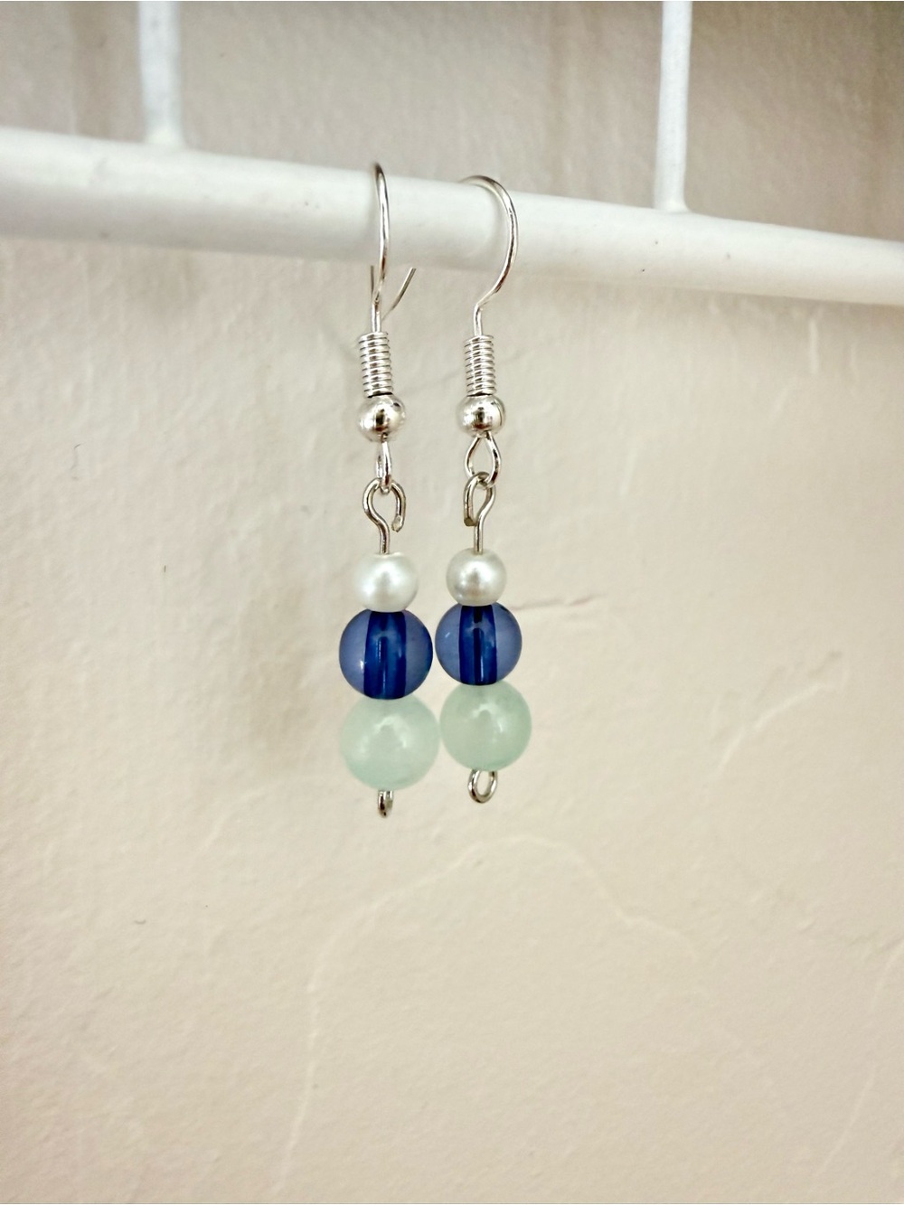 handcrafred dainty blue elegant dangle drop earrings
